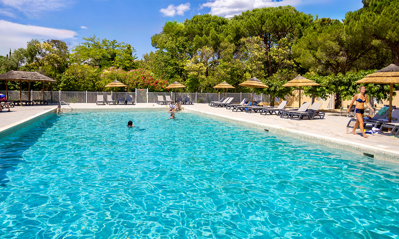 piscine a disposition